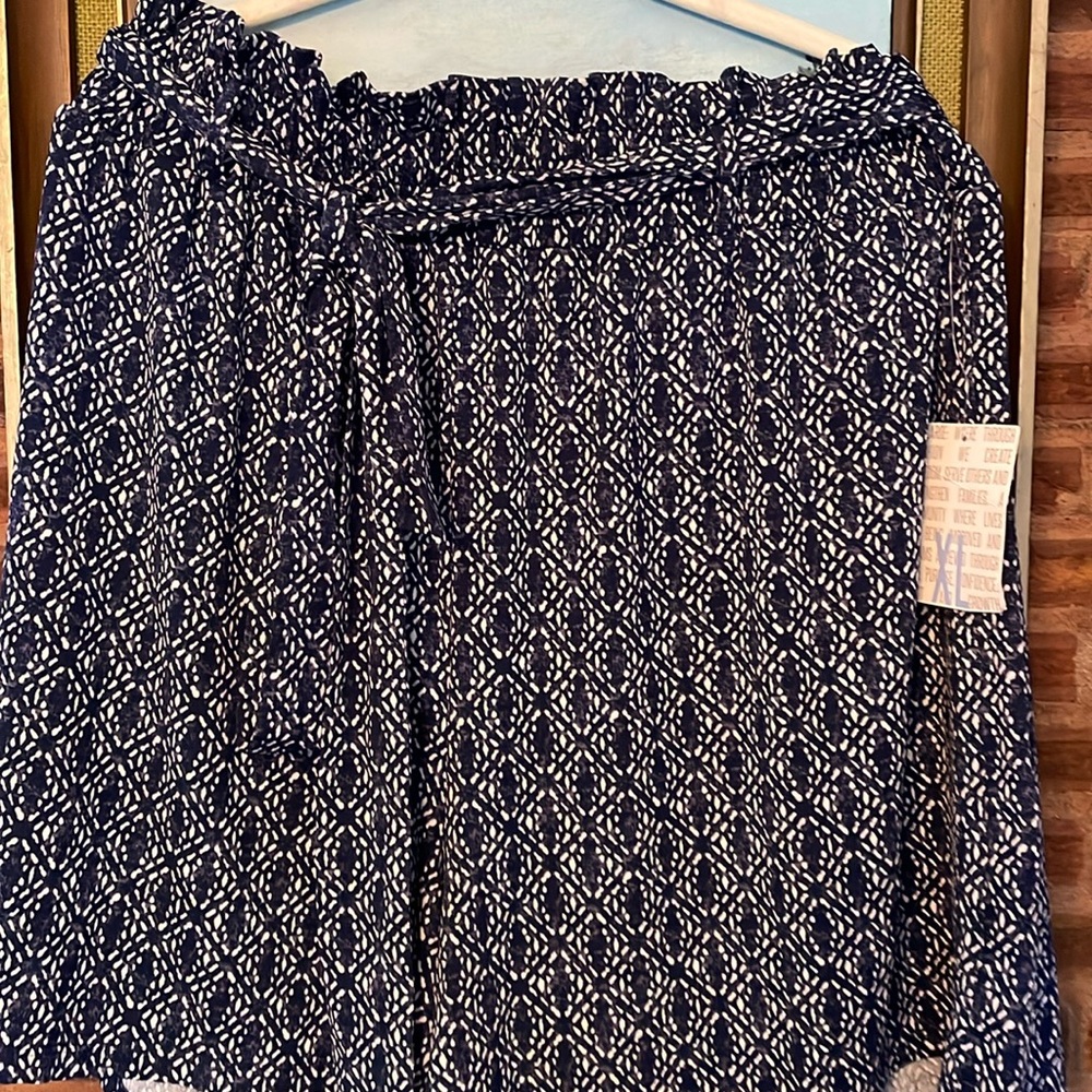 Lularoe Ella Paperbag shorts NWT slinky material